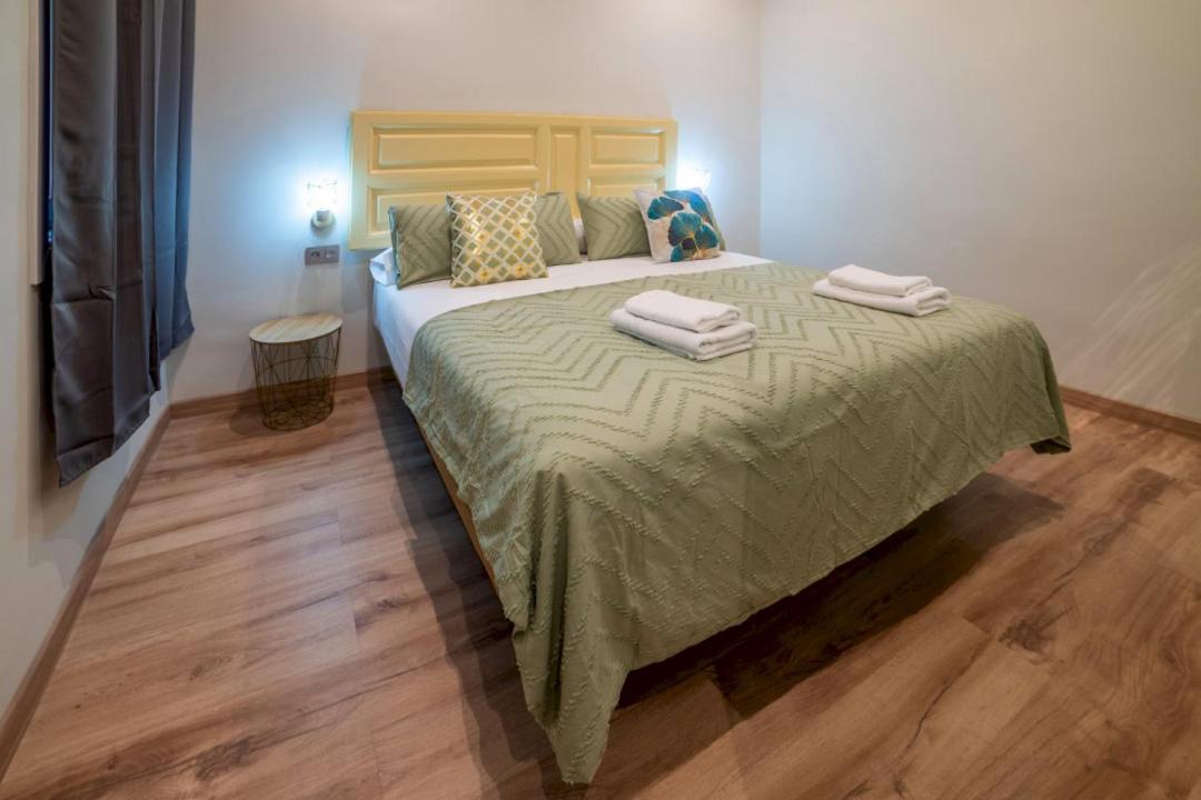2 Bedrooms 1.5 Bathrooms Furnished - Justicia - Refurbished - Mintystay Madrid Dış mekan fotoğraf